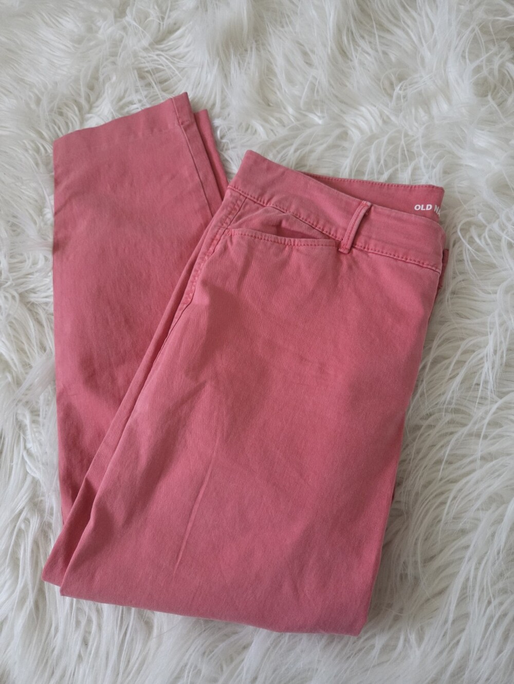 Old Navy Coral Colored Pixie Pants